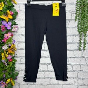 🌸5/$25🌸NWT Dori Creations Cropped Black Leggings Size Medium(Junior)